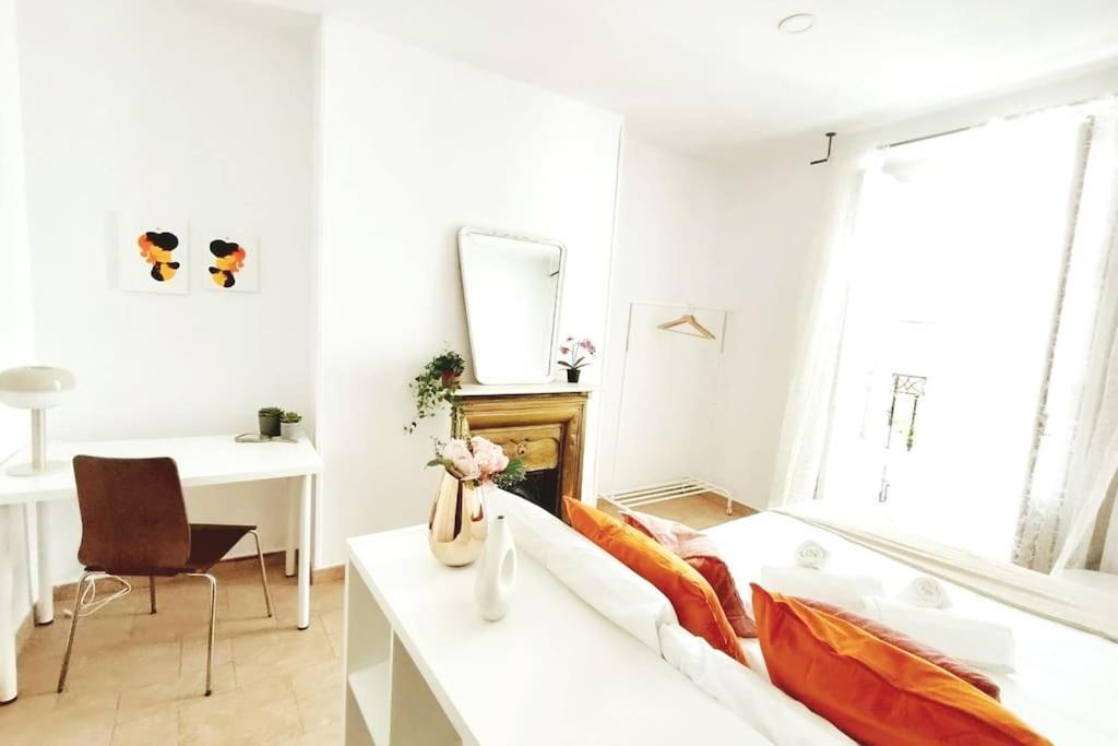 Apartamento Flat For Groups 8 People In Gran Via-Cgrac4 Madrid Exterior foto