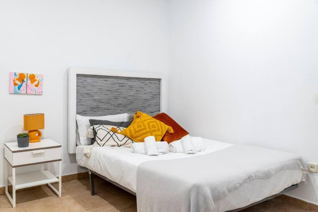 Apartamento Flat For Groups 8 People In Gran Via-Cgrac4 Madrid Exterior foto