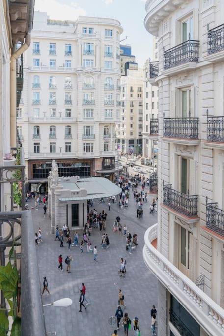 Apartamento Flat For Groups 8 People In Gran Via-Cgrac4 Madrid Exterior foto